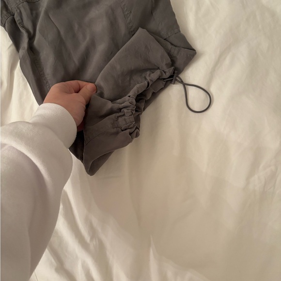 Grey Theory Silk Cargo Pant - Picture 4 of 4